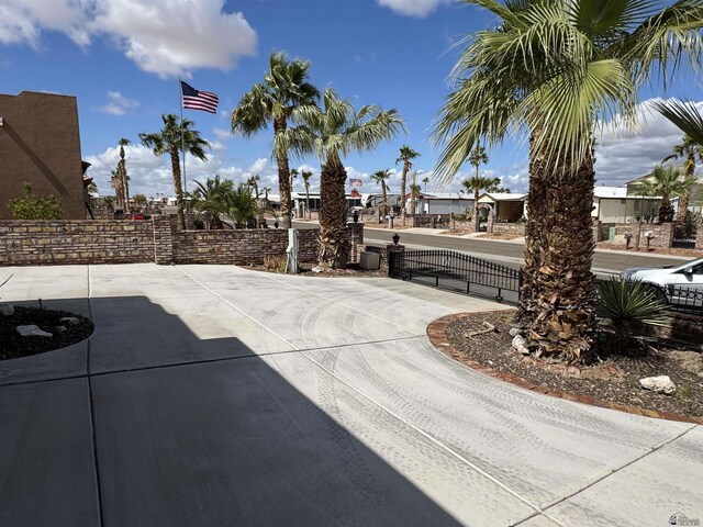13815 E 54th St, Yuma, AZ 85367 - exterior space featuring fence and a gate