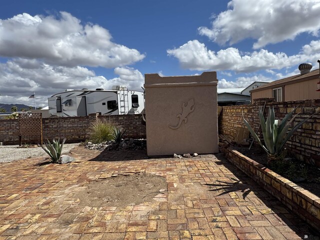 13815 E 54th St, Yuma, AZ 85367 - view of patio with fence