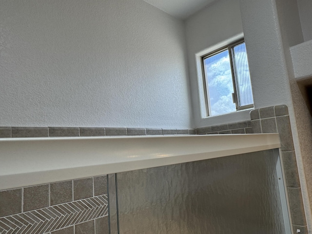 13815 E 54th St, Yuma, AZ 85367 - room details featuring a textured wall