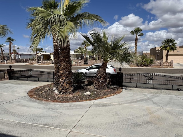 13815 E 54th St, Yuma, AZ 85367 - exterior space featuring a gate and fence