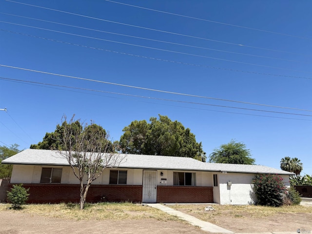 1805 S Dora Ave, Yuma, AZ 85364 - ranch-style home with brick siding and stucco siding