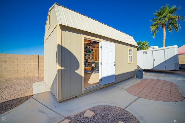 view of outbuilding