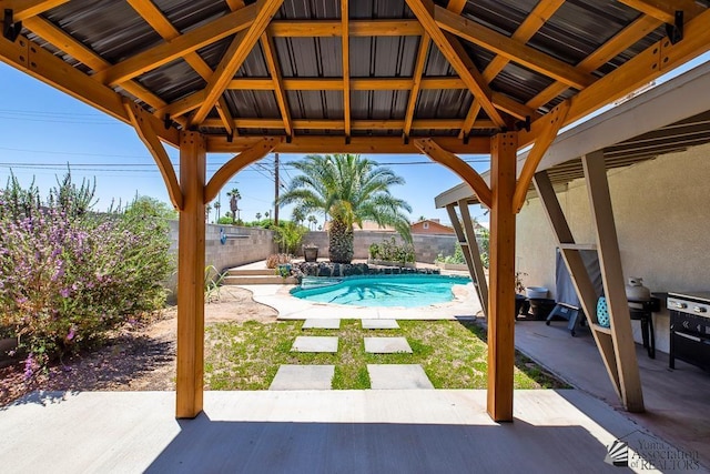 285 E 26th St, Yuma, AZ 85364 - view of swimming pool with a patio and a fenced backyard