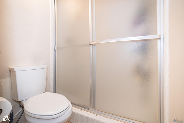 2231 S Elks Ln # 67, Yuma, AZ 85364 - bathroom featuring an enclosed shower and toilet