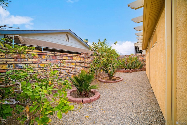 13252 E 54th Dr, Yuma, AZ 85367 - view of yard with fence
