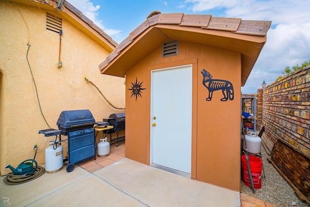 13252 E 54th Dr, Yuma, AZ 85367 - view of shed featuring fence