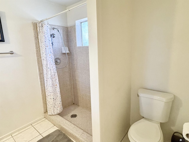 4447 W 14th Pl, Yuma, AZ 85364 - bathroom featuring tile patterned floors and a shower stall