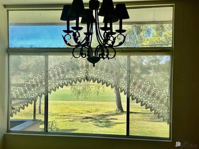 500 E Country Club Dr # 24, Yuma, AZ 85365 - interior space featuring an inviting chandelier