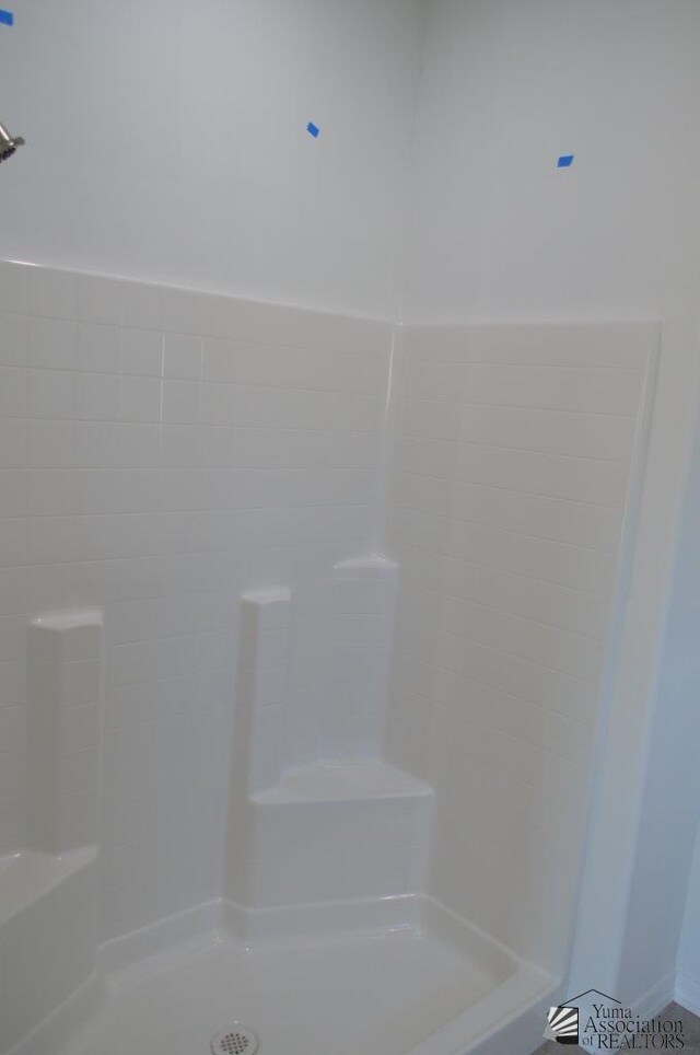 13135 E 55th Ln Lot 18, Yuma, AZ 85367 - full bathroom featuring walk in shower