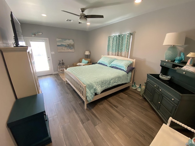 14673 E 52nd St, Yuma, AZ 85367 - bedroom featuring recessed lighting, a ceiling fan, visible vents, and wood finished floors