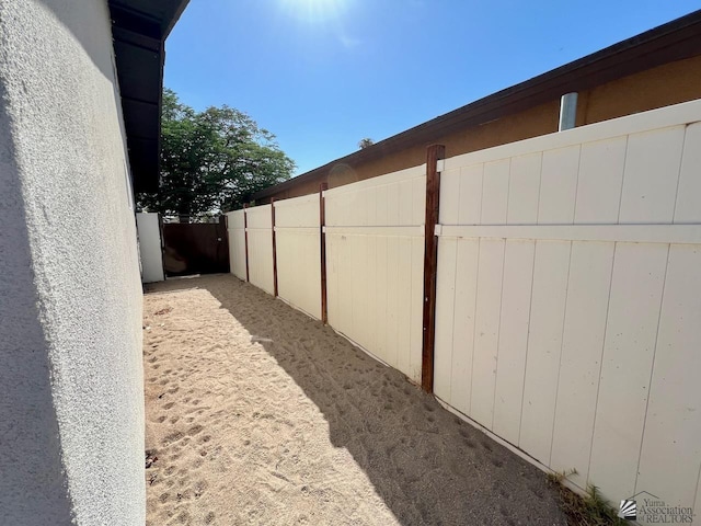 2461 S 17th Ave, Yuma, AZ 85364 - view of yard