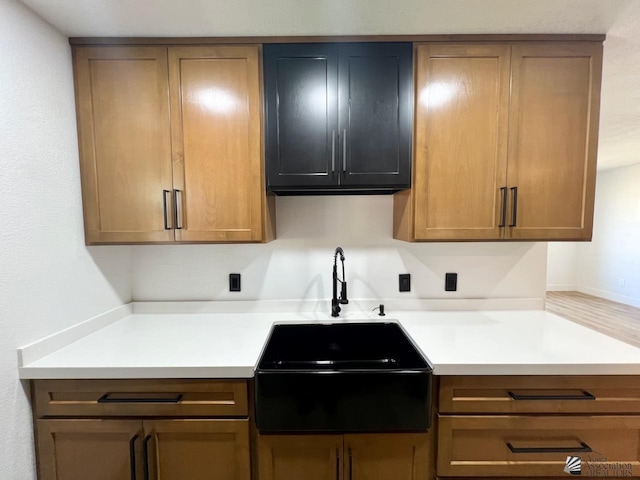 2461 S 17th Ave, Yuma, AZ 85364 - kitchen featuring light countertops