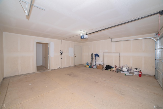 2794 W 27th Ln, Yuma, AZ 85364 - garage featuring a garage door opener