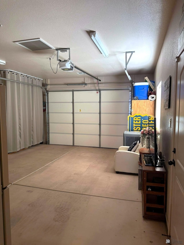 14551 E 49th St, Yuma, AZ 85367 - garage with a garage door opener