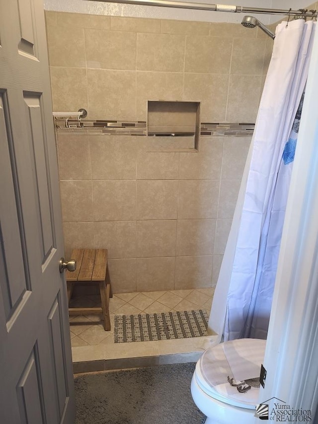 6311 E 42nd St, Yuma, AZ 85365 - full bath with tiled shower and toilet