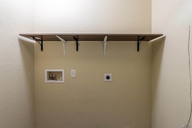 7959 E 43rd Pl, Yuma, AZ 85365 - laundry room featuring laundry area, hookup for a washing machine, and hookup for an electric dryer