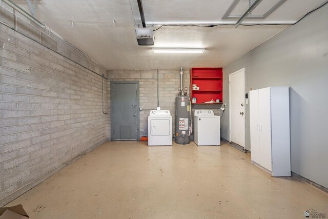541 E Hacienda Dr, Yuma, AZ 85365 - garage with water heater, independent washer and dryer, and a garage door opener