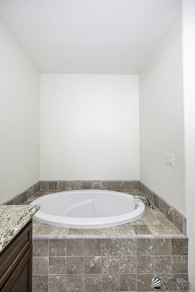 4272 W 27th Pl, Yuma, AZ 85364 - full bathroom with a garden tub and vanity