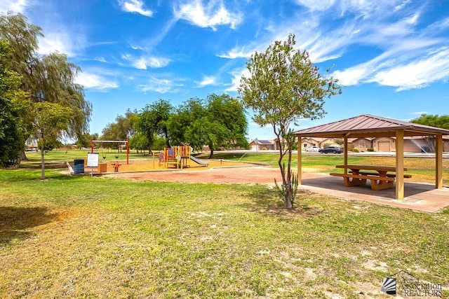 7442 E 24th Ln, Yuma, AZ 85365 - community playground with a gazebo and a yard