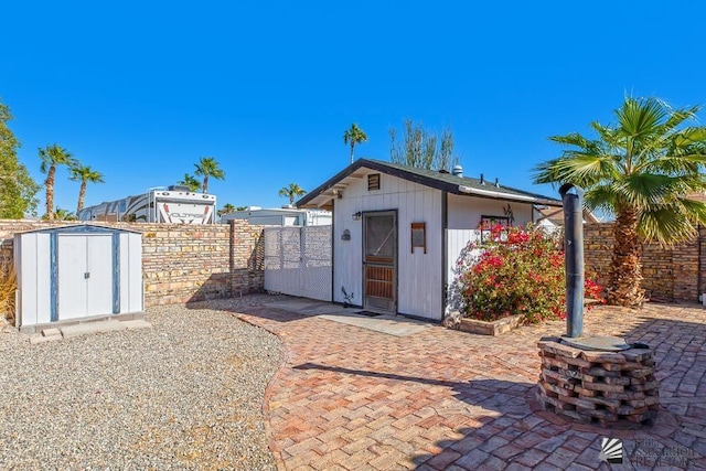 13734 E 47th Dr, Yuma, AZ 85367 - view of shed with a fenced backyard