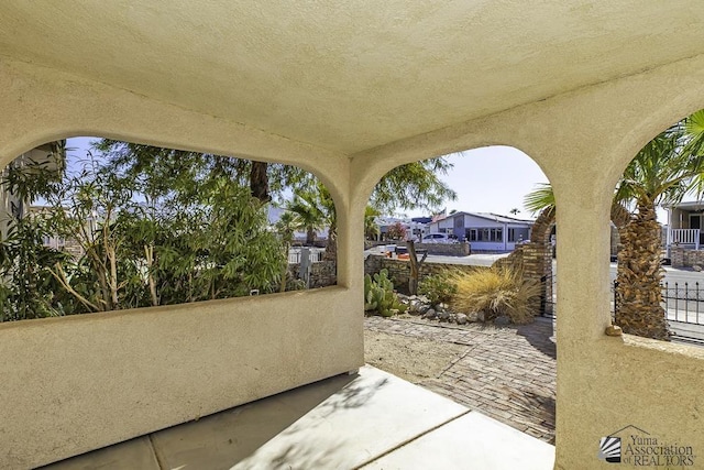 13734 E 47th Dr, Yuma, AZ 85367 - view of patio featuring fence