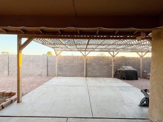 11451 E 27th Pl, Yuma, AZ 85367 - view of patio with a fenced backyard and a pergola