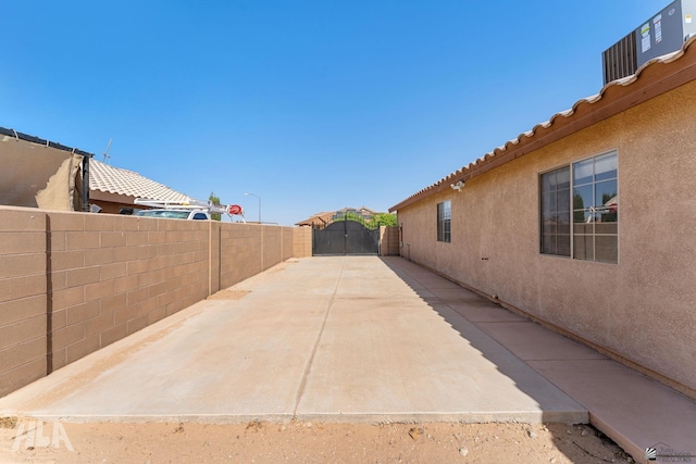 exterior space featuring a fenced backyard