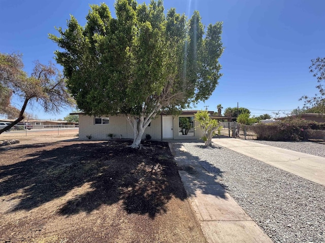 2641 S Las Palmas Vista Ave, Yuma, AZ 85364 - view of front of home with driveway and a carport