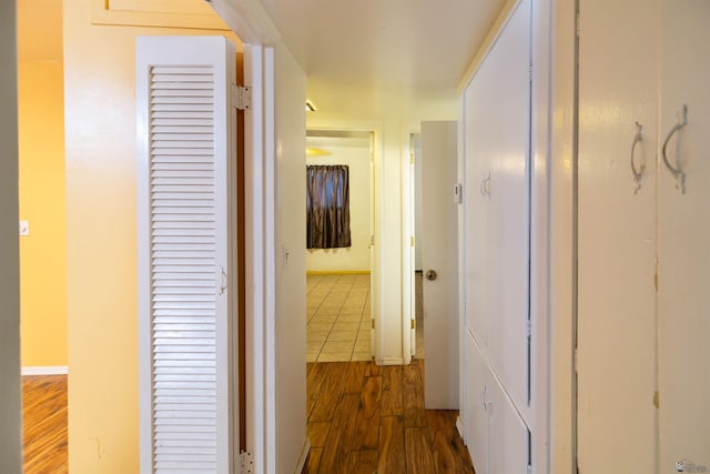 500 S 7th Ave, Yuma, AZ 85364 - hallway with wood finished floors