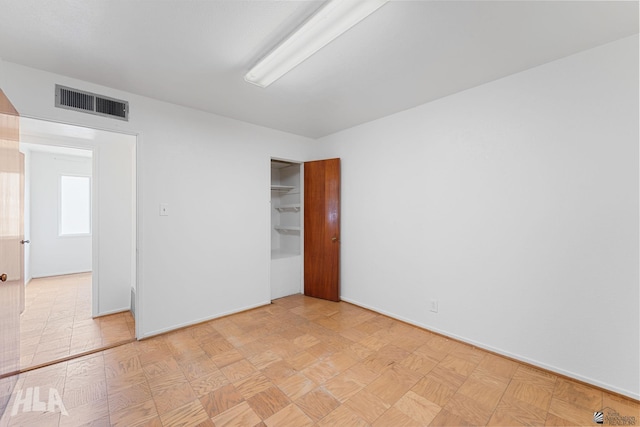 324 S 19th Ave, Yuma, AZ 85364 - unfurnished room featuring baseboards and visible vents