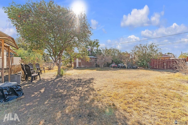 324 S 19th Ave, Yuma, AZ 85364 - view of yard featuring fence