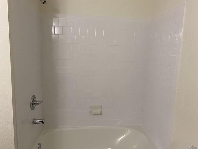 3806 S Sol Dr, Yuma, AZ 85365 - bathroom with  shower combination