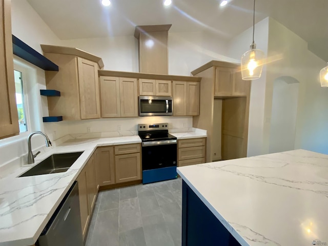 11752 S Castle Dome St, Wellton, AZ 85356 - photo 1