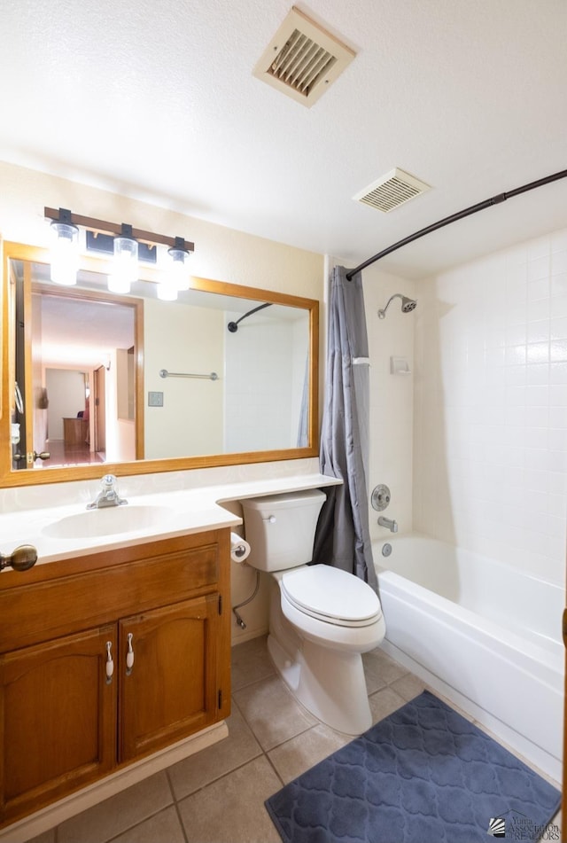 800 E Country Club Dr Unit 26, Yuma, AZ 85365 - bathroom featuring tile patterned flooring, toilet, shower / tub combo with curtain, and vanity