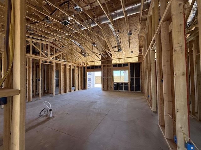 12683 E 51st Pl, Yuma, AZ 85367 - miscellaneous room with a garage