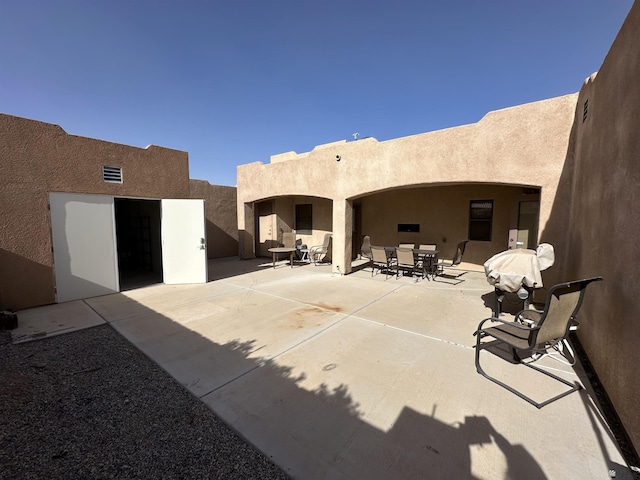 14411 E 50th Dr, Yuma, AZ 85367 - view of patio / terrace with outdoor dining space