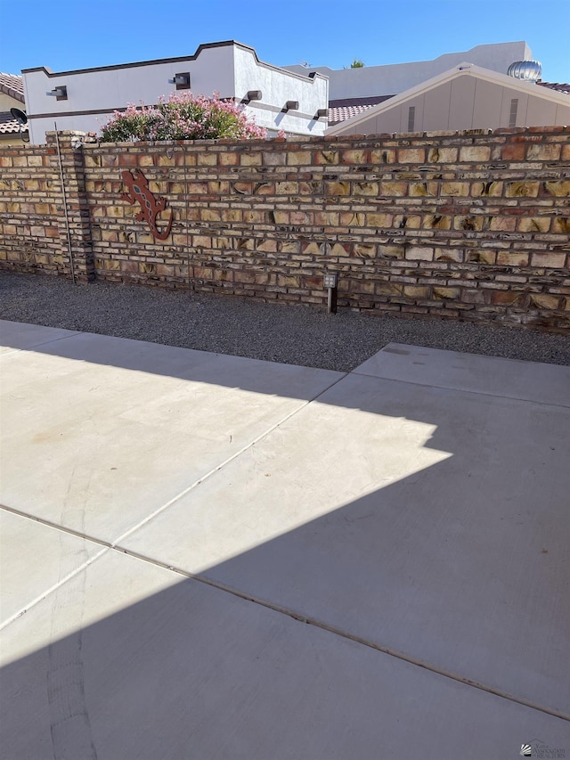 14411 E 50th Dr, Yuma, AZ 85367 - view of patio / terrace