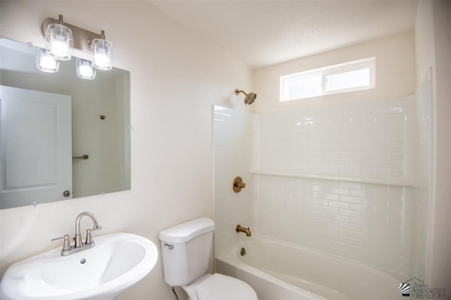 350 S Monte Vis, Yuma, AZ 85364 - full bathroom featuring a sink, bathing tub / shower combination, and toilet