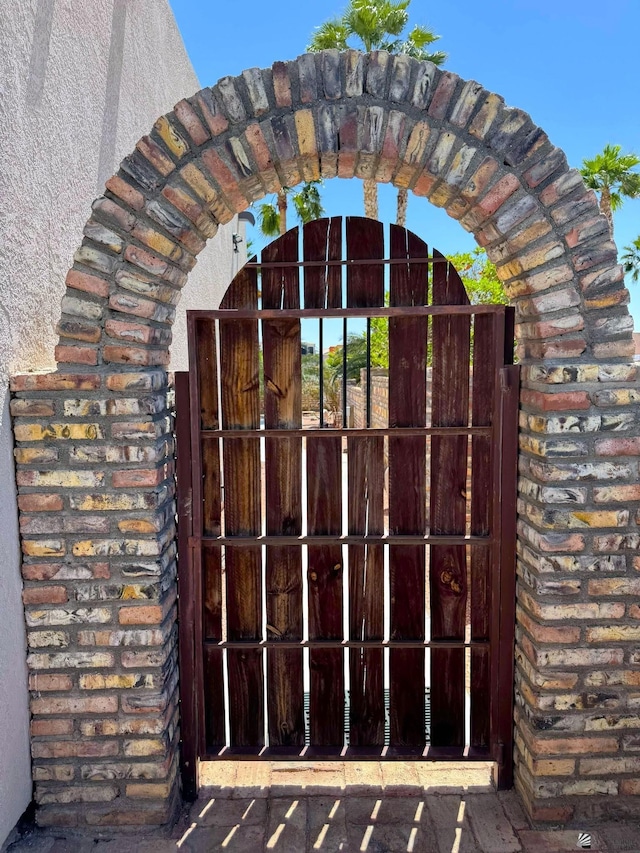 14442 E 54th St, Yuma, AZ 85367 - view of gate