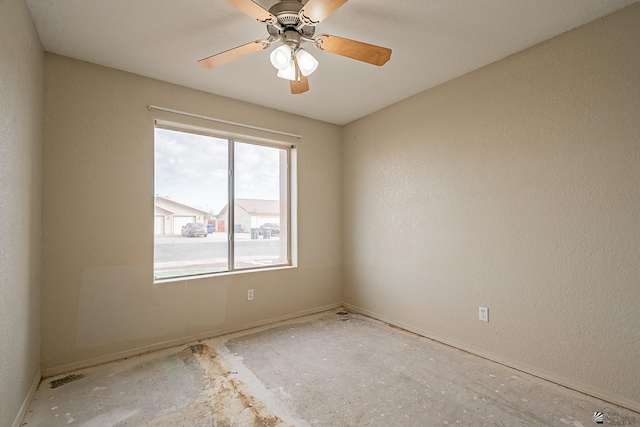 unfurnished room featuring ceiling fan