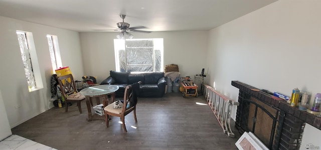 dining room featuring ceiling fan