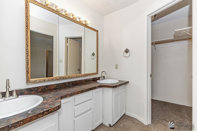 2413 W 13th Pl, Yuma, AZ 85364 - full bath with double vanity