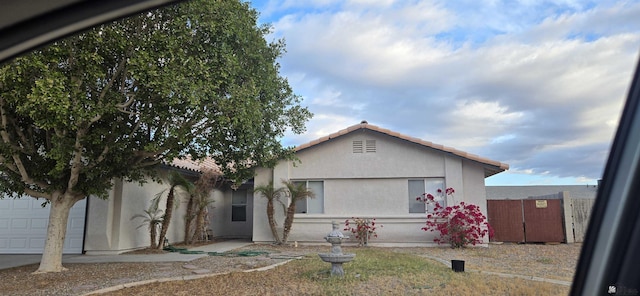 view of front of home featuring a garage