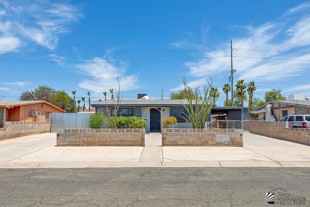 2735 S Mesa Ave, Yuma, AZ 85364 - single story home featuring a fenced front yard