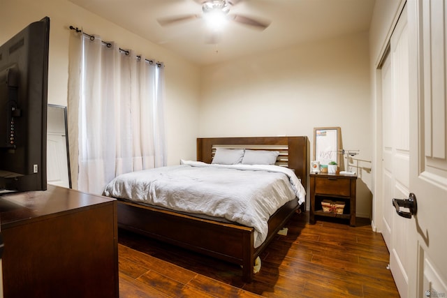 7942 E 36th Ln, Yuma, AZ 85365 - bedroom with hardwood / wood-style floors, a closet, and a ceiling fan
