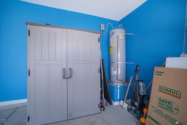 7850 E 44th Pl, Yuma, AZ 85365 - utilities with water heater
