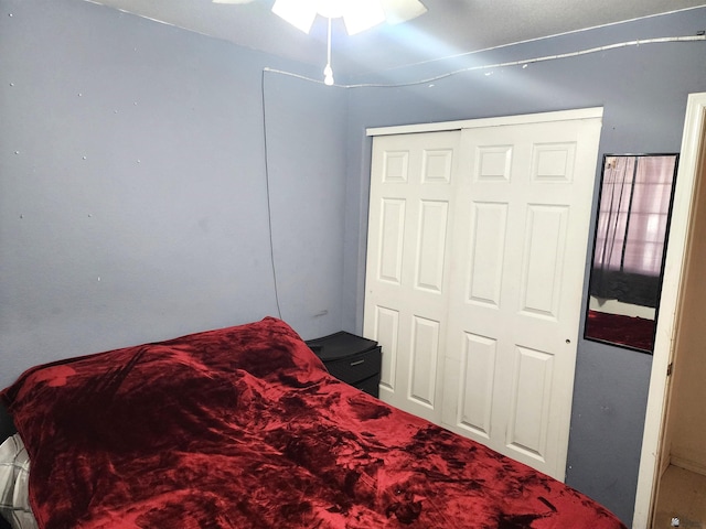 bedroom featuring a closet