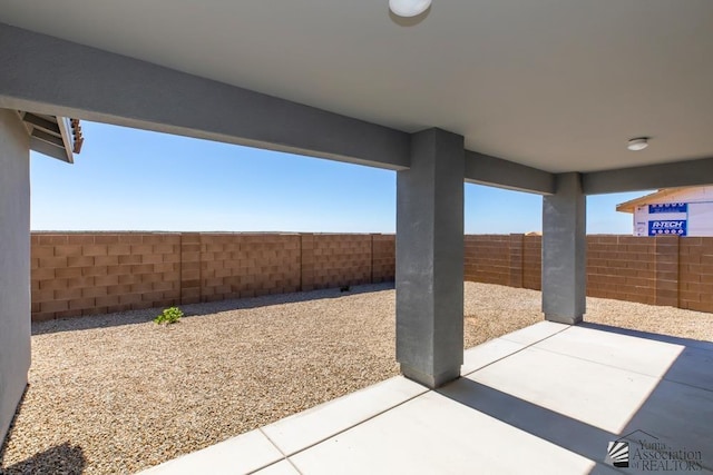 12690 E 51st Pl, Yuma, AZ 85367 - view of patio featuring a fenced backyard