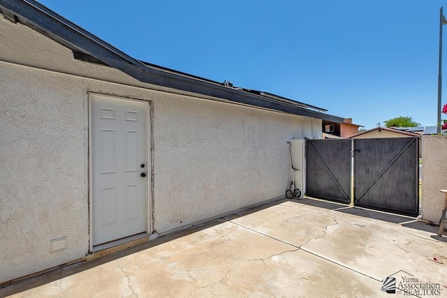 1934 S Athens Ave, Yuma, AZ 85364 - view of patio with a gate