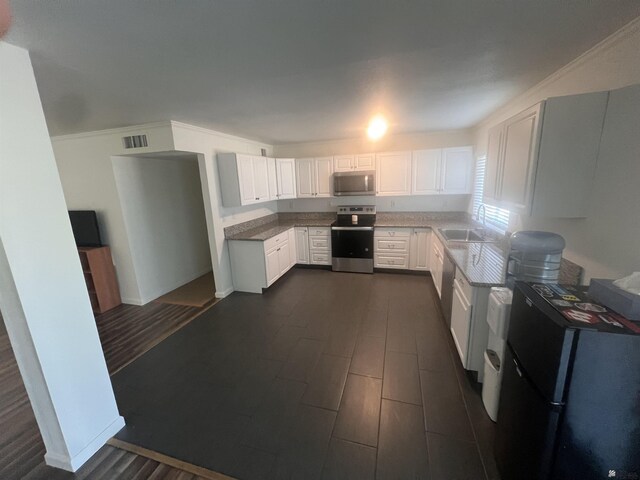 2504 S Marion Ave, Yuma, AZ 85365 - photo 5